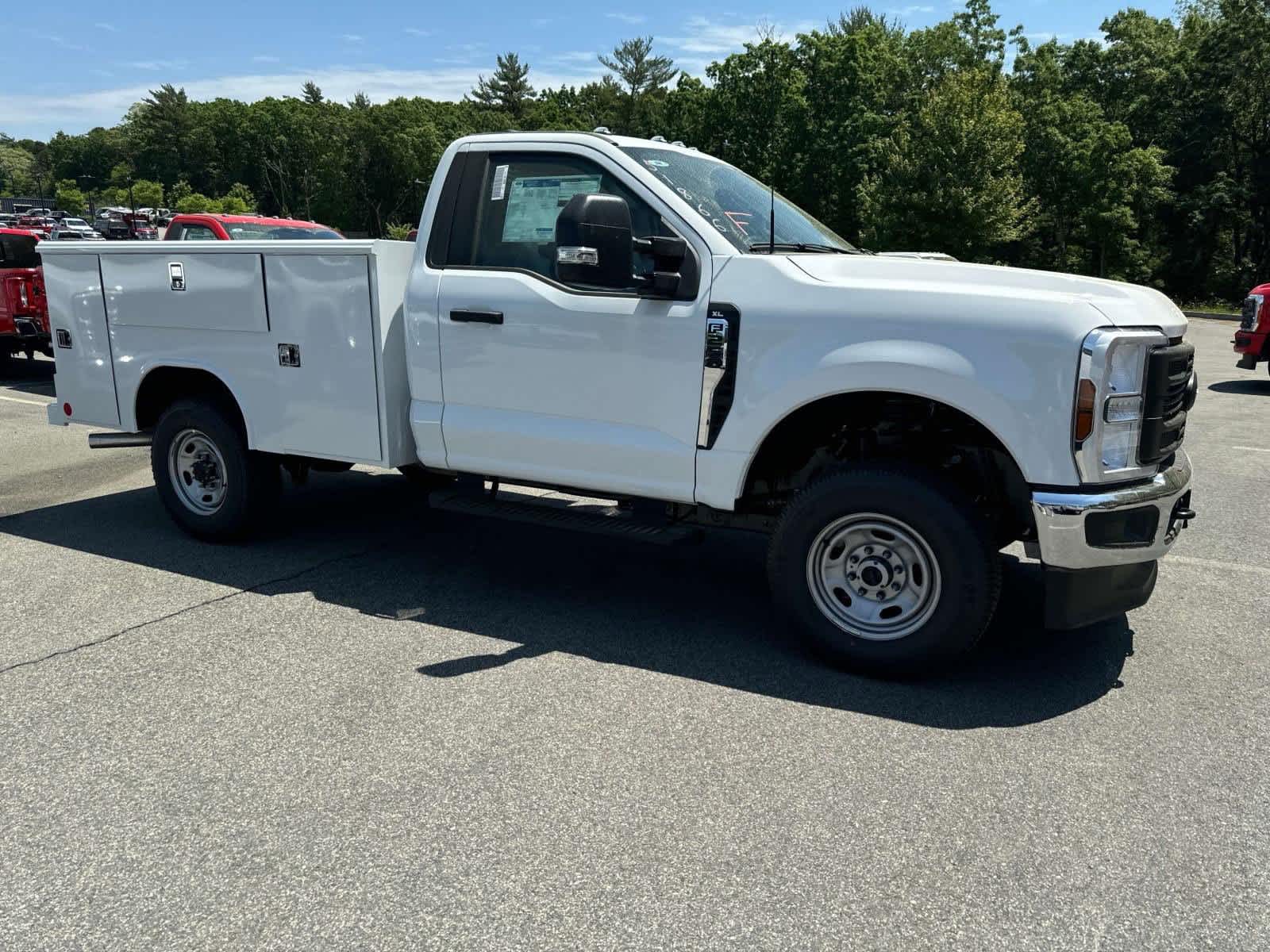 2024 Ford Super Duty F-250 SRW XL 4WD Reg Cab 8 Box 6