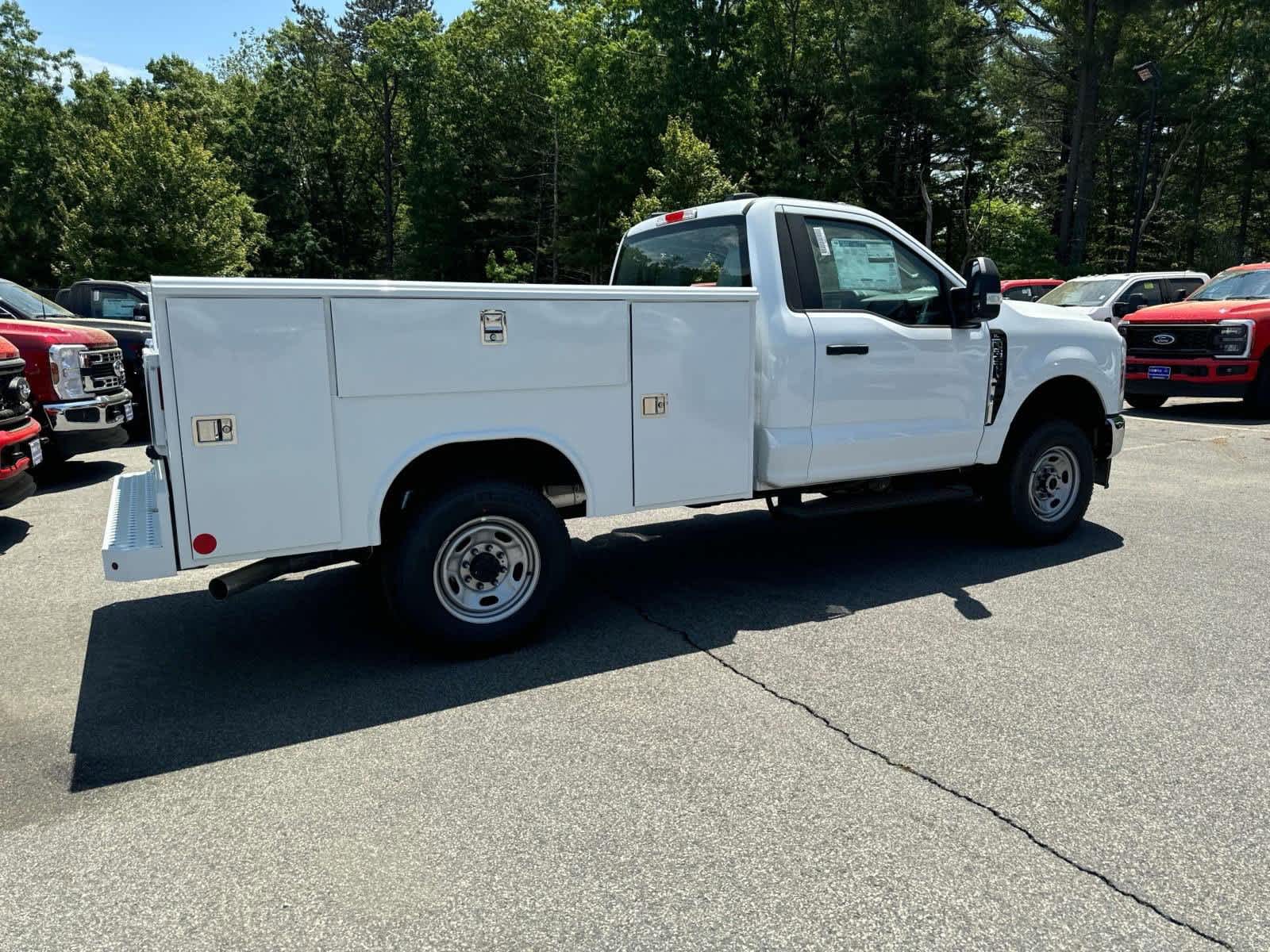 2024 Ford Super Duty F-250 SRW XL 4WD Reg Cab 8 Box 4