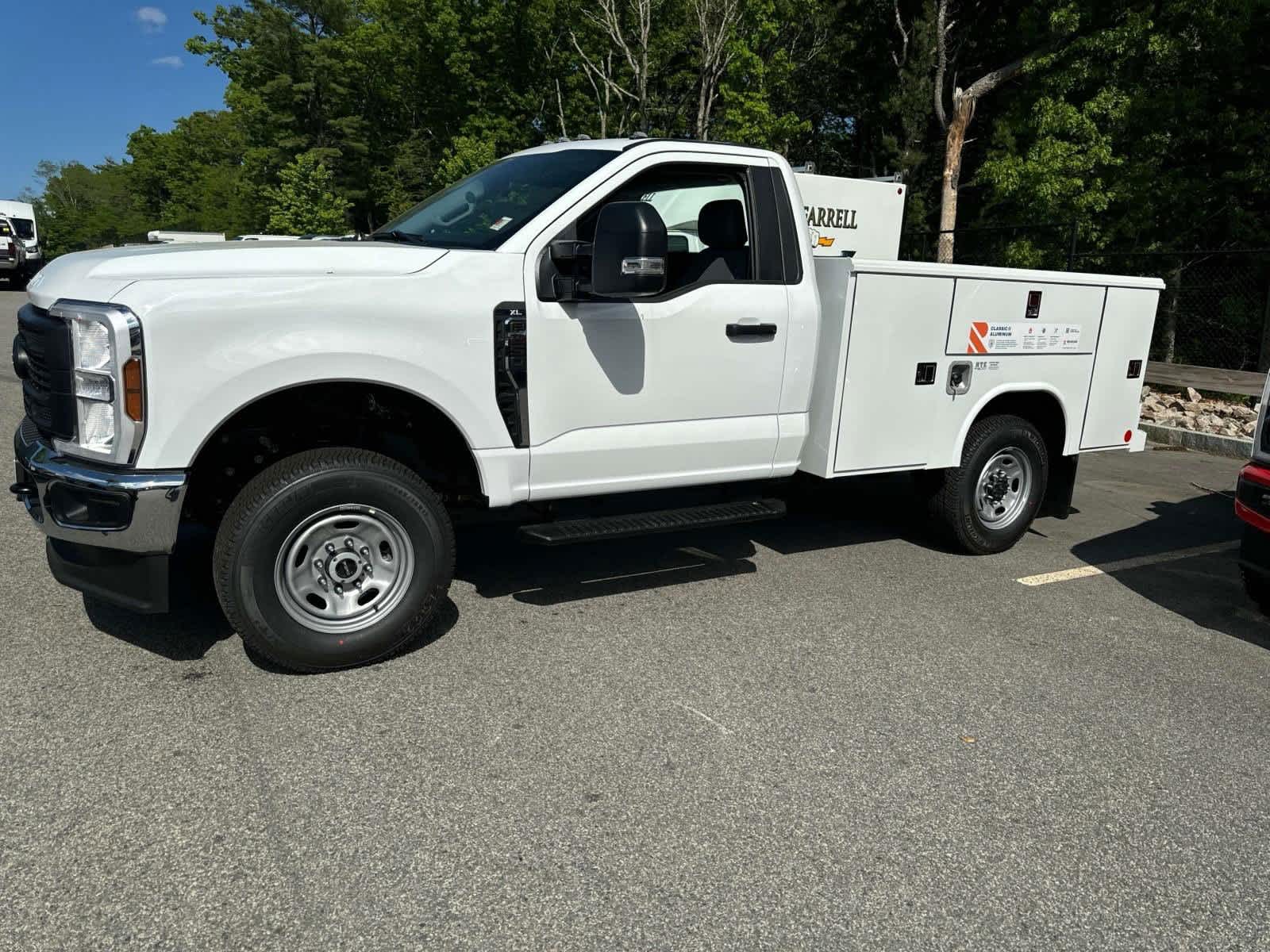 2024 Ford Super Duty F-250 SRW SUPER DUTY 4WD Reg Cab 8 Box 21