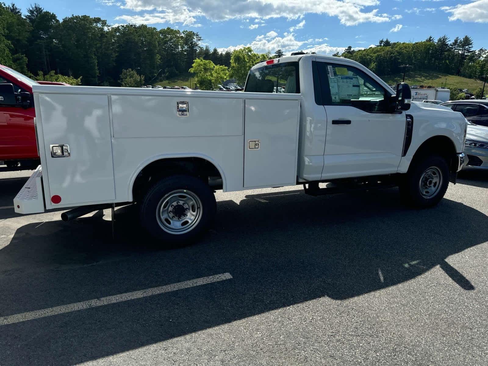 2024 Ford Super Duty F-250 SRW SUPER DUTY 4WD Reg Cab 8 Box 23