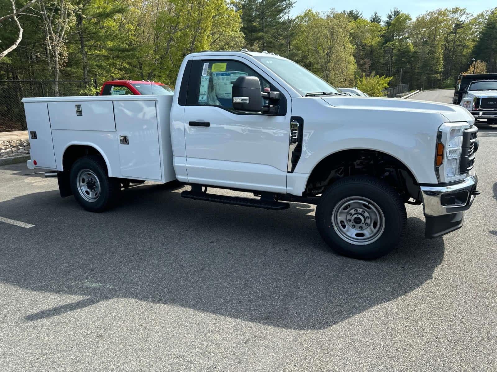 2024 Ford Super Duty F-250 SRW SUPER DUTY 4WD Reg Cab 8 Box 7