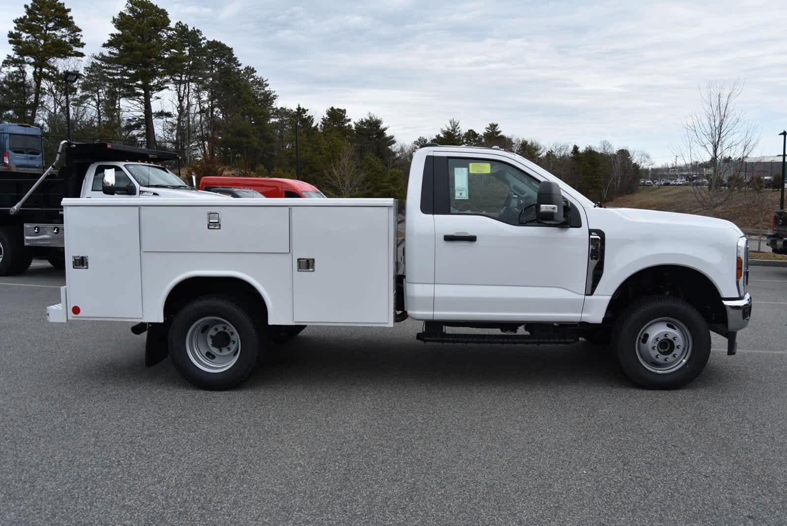 2024 Ford Super Duty F-350 DRW SUPER DUTY 5