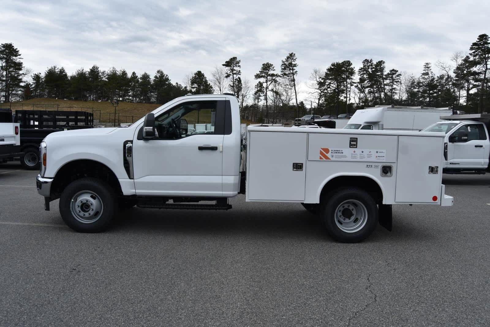 2024 Ford Super Duty F-350 DRW SUPER DUTY 2