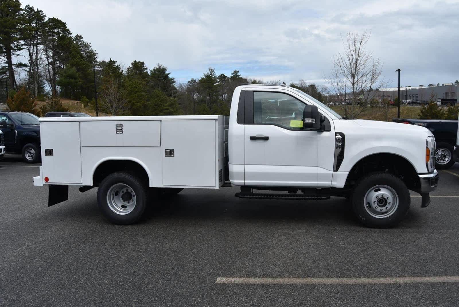 2023 Ford Super Duty F-350 DRW SUPER DUTY 5