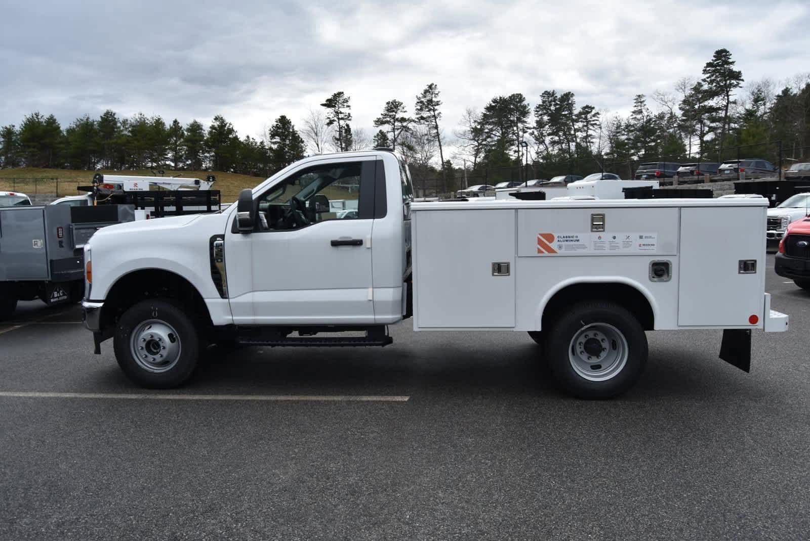 2023 Ford Super Duty F-350 DRW SUPER DUTY 2