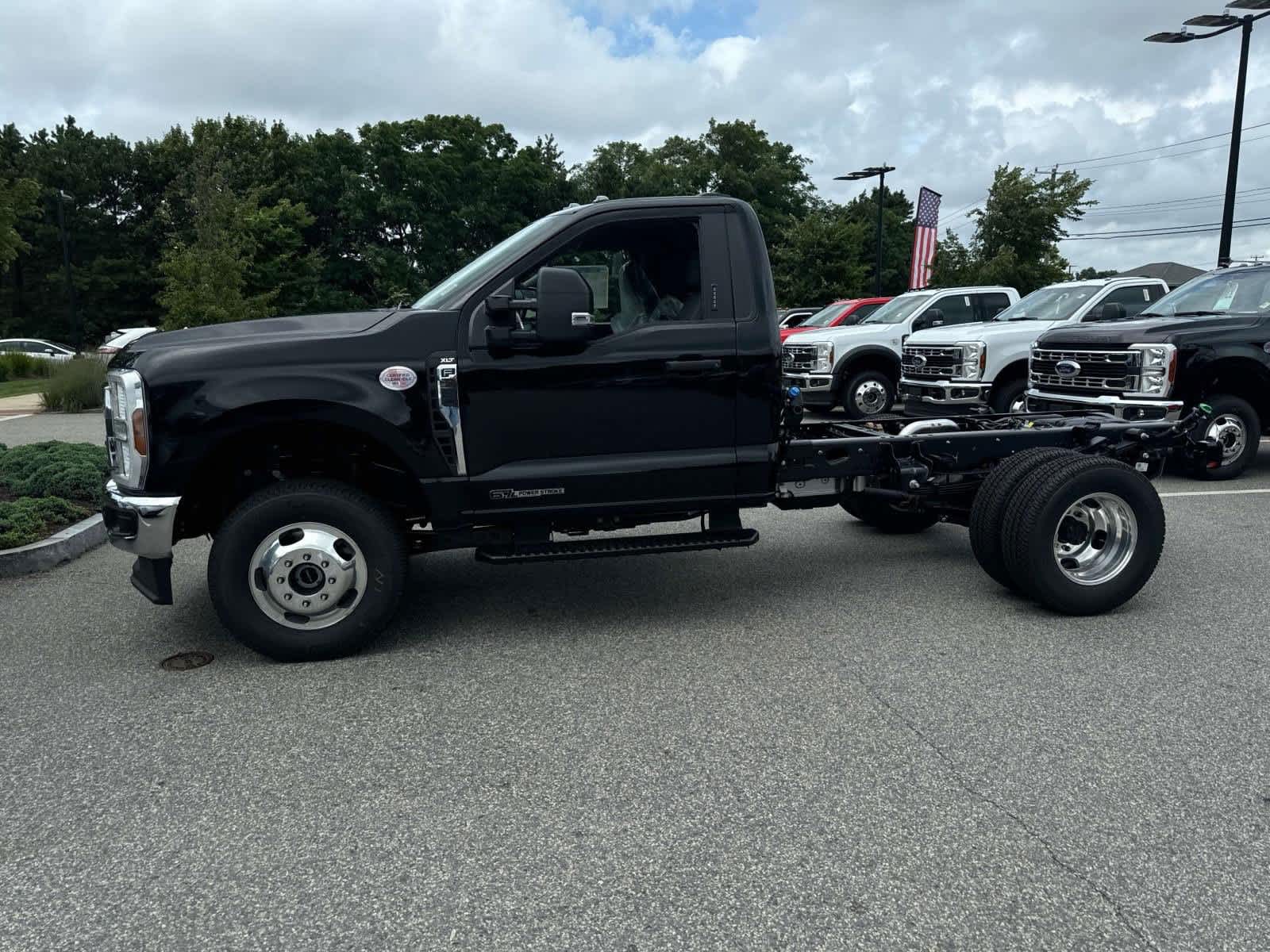 2024 Ford Super Duty F-350 DRW SUPER DUTY 2