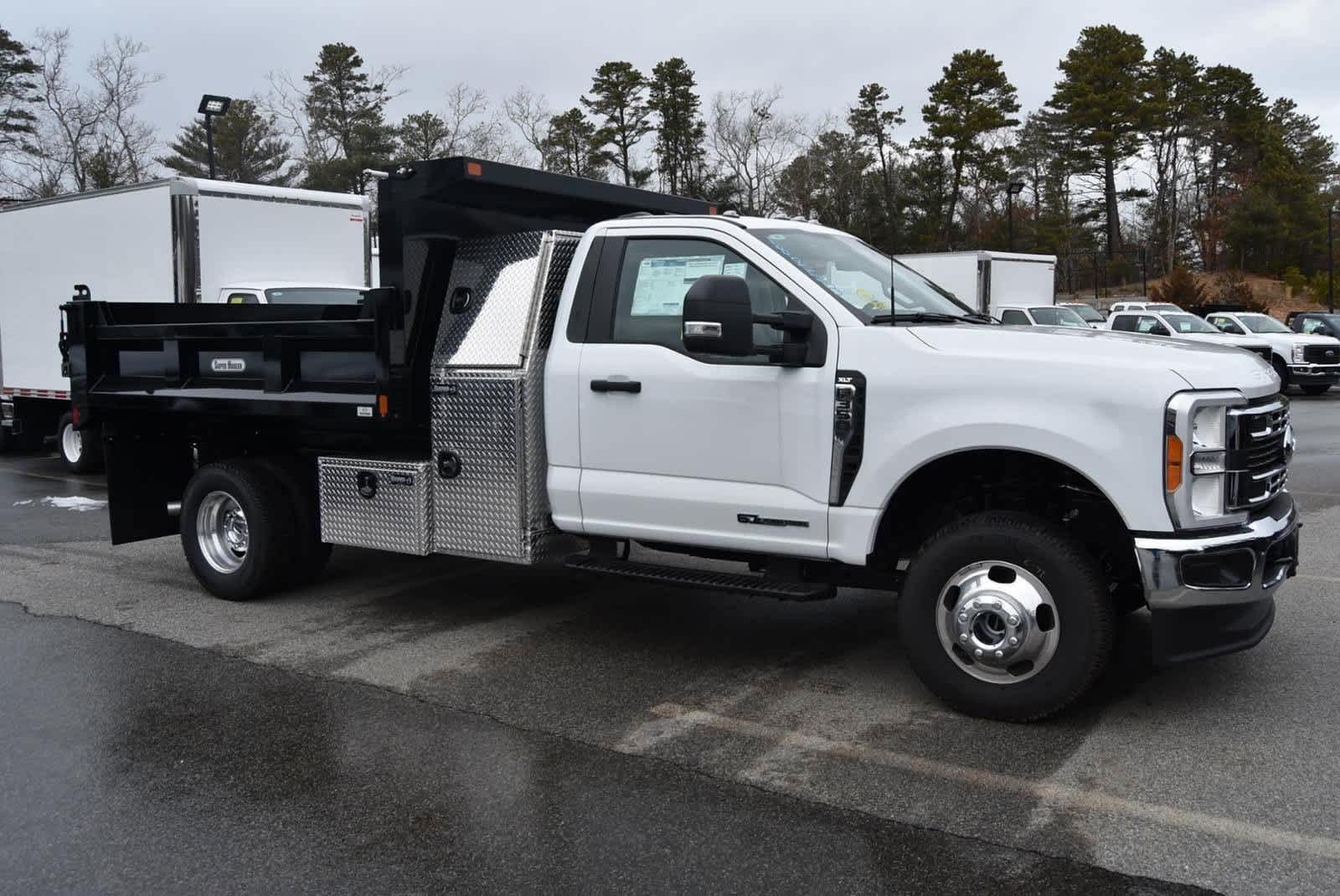 2023 Ford Super Duty F-350 DRW XL 4WD Reg Cab 145 WB 60 CA 6