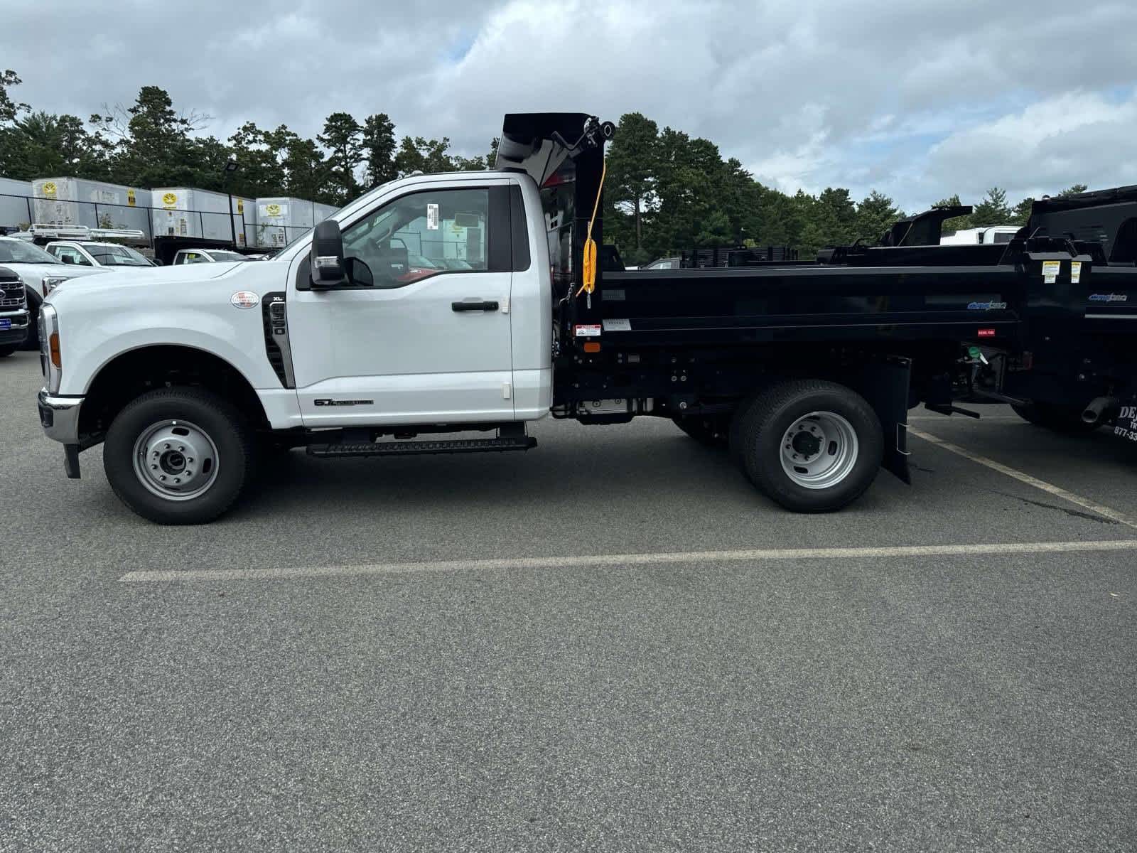 2024 Ford Super Duty F-350 DRW SUPER DUTY 2