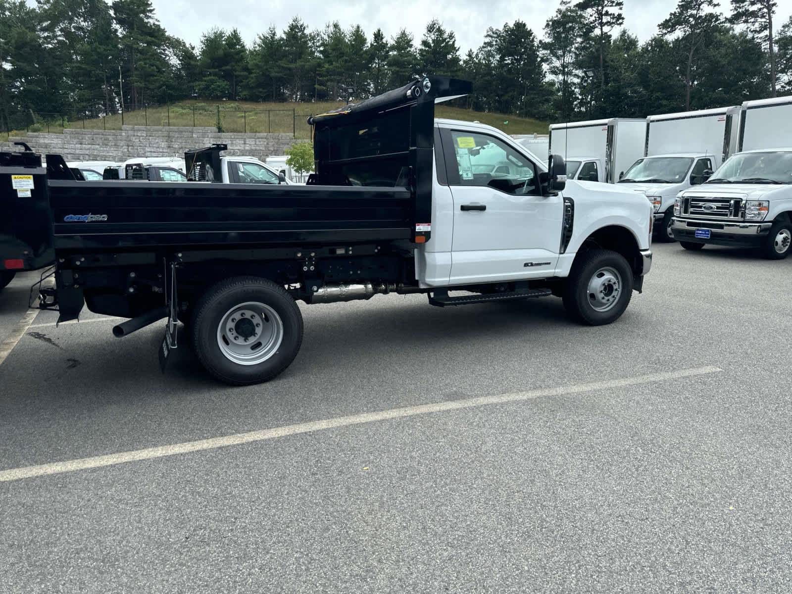 2024 Ford Super Duty F-350 DRW SUPER DUTY 4