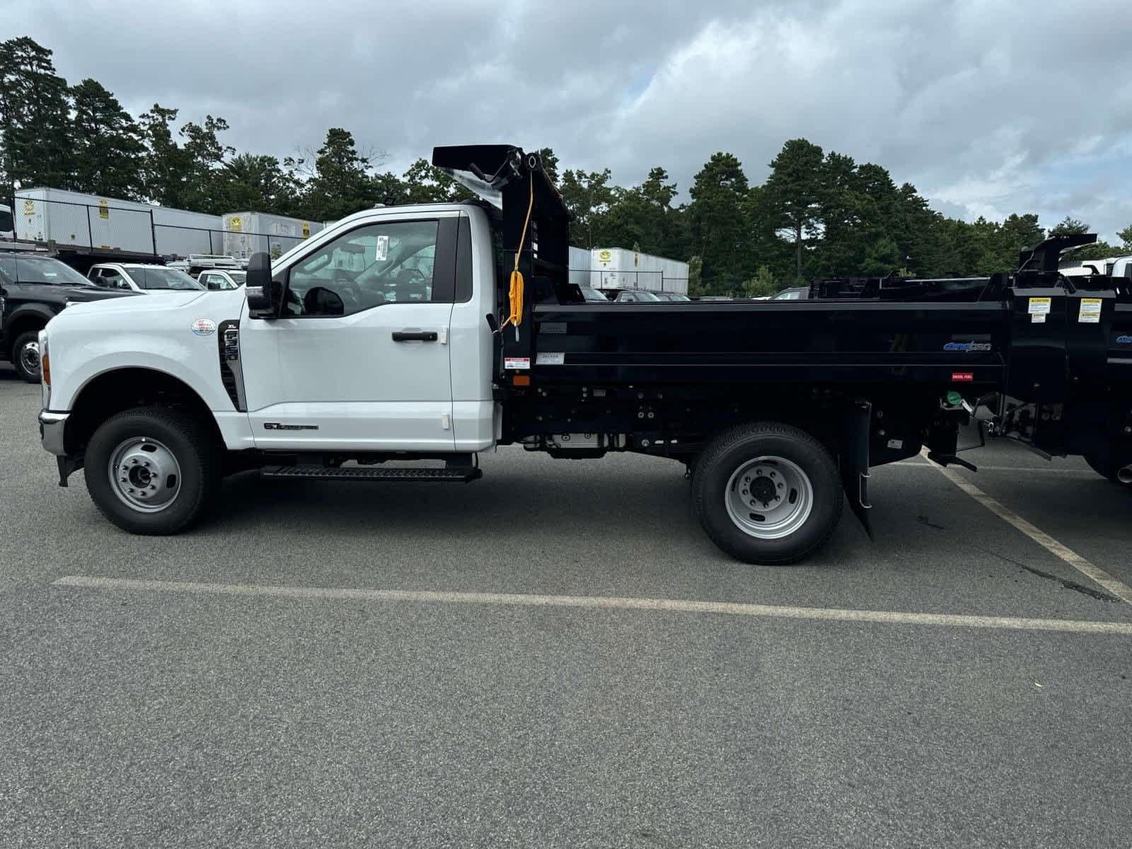 2024 Ford Super Duty F-350 DRW SUPER DUTY 3