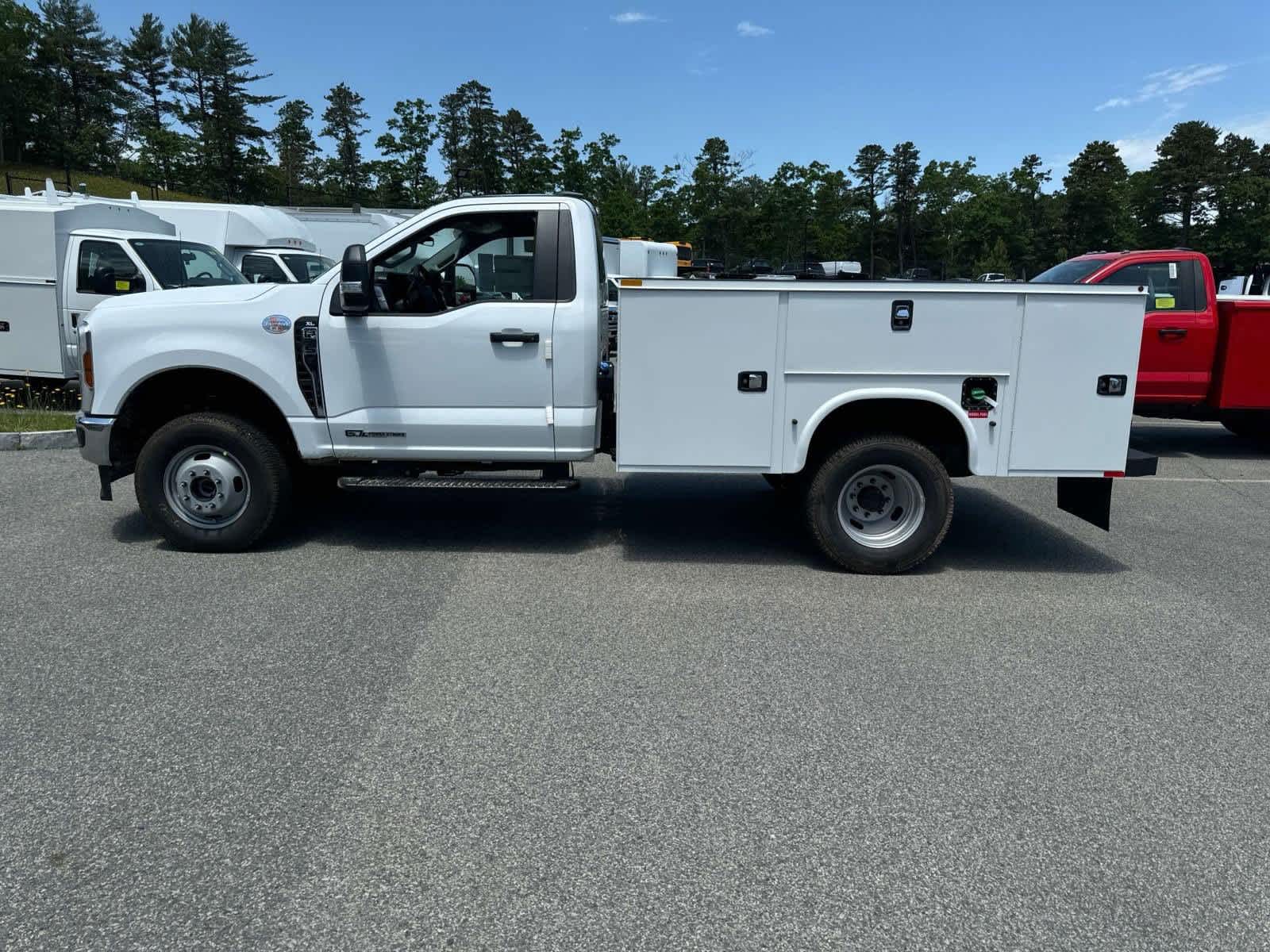 2024 Ford Super Duty F-350 DRW SUPER DUTY 2