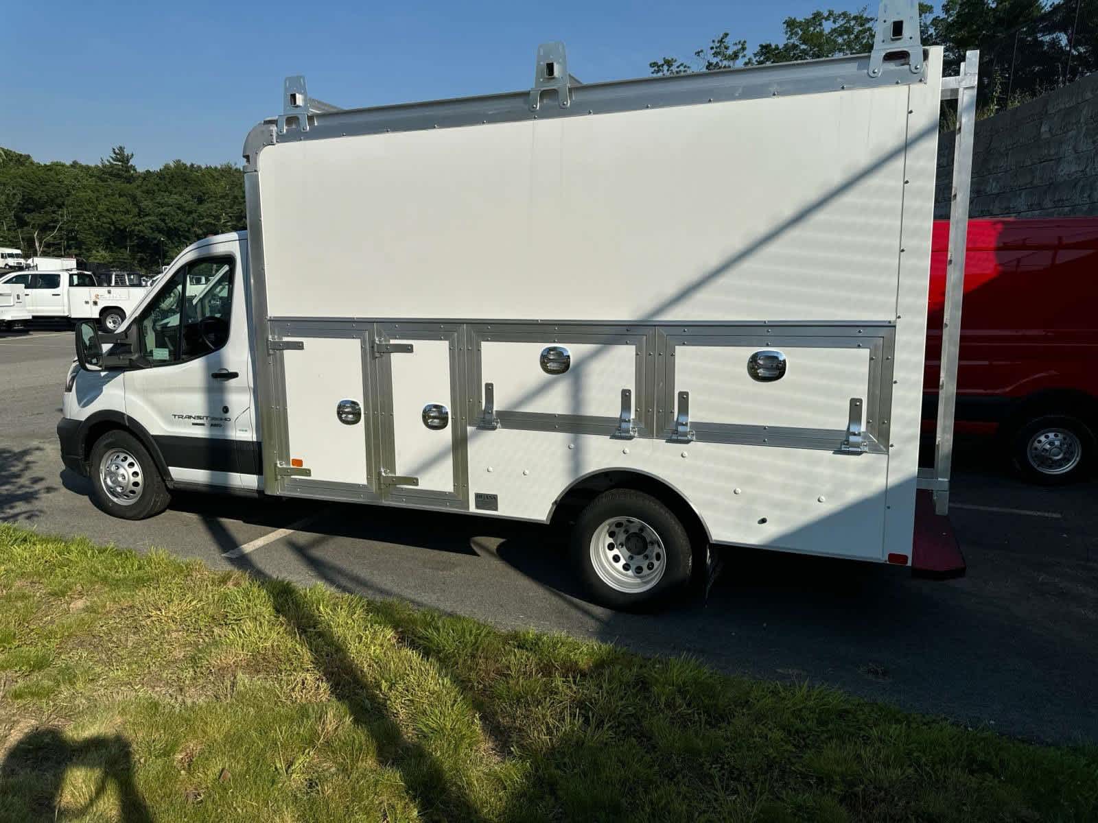 2023 Ford Transit Cutaway  2