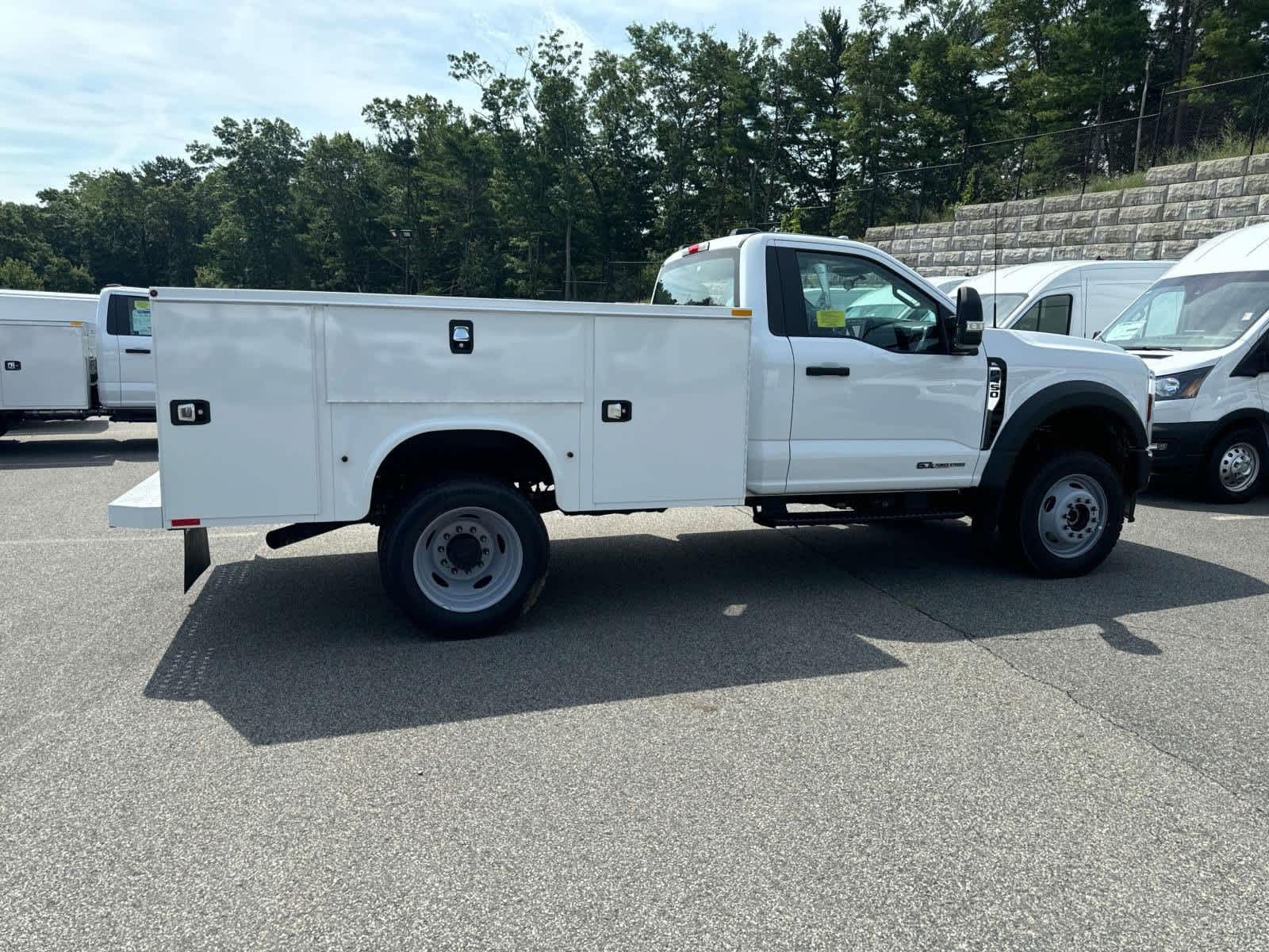 2024 Ford Super Duty F-450 DRW SUPER DUTY 4