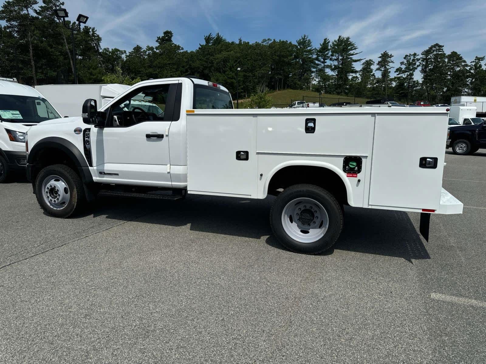 2024 Ford Super Duty F-450 DRW SUPER DUTY 3