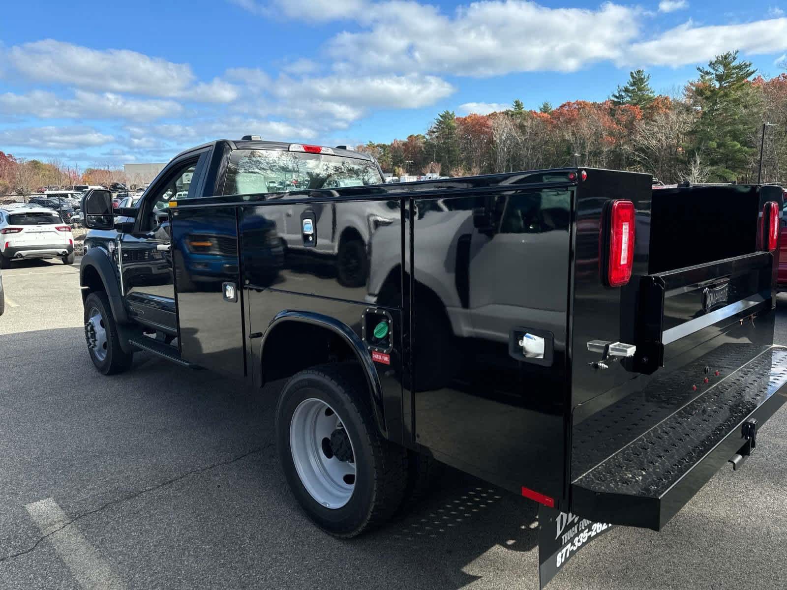 2024 Ford Super Duty F-450 DRW SUPER DUTY 3