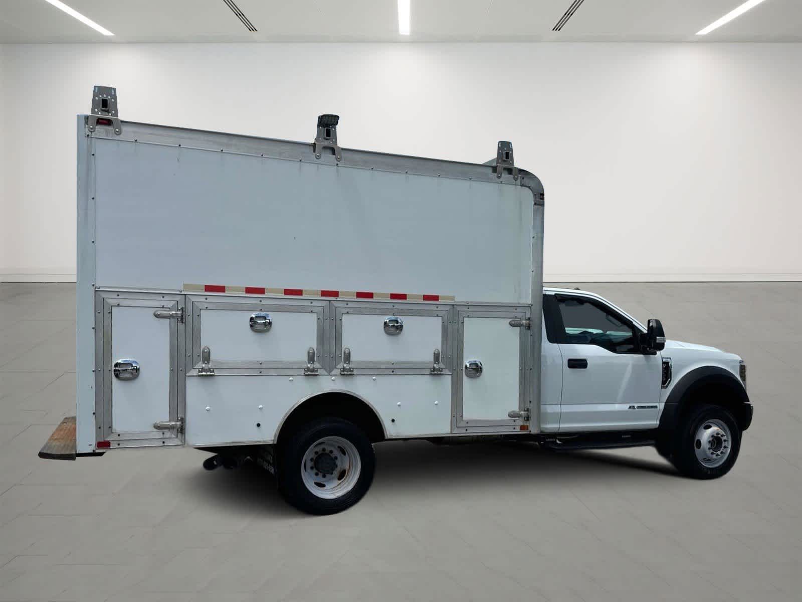 2019 Ford Super Duty F-550 DRW XL 4WD Reg Cab 169 WB 84 CA 4