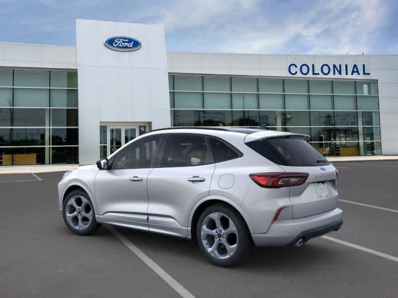 2024 Ford Escape ST-Line 4