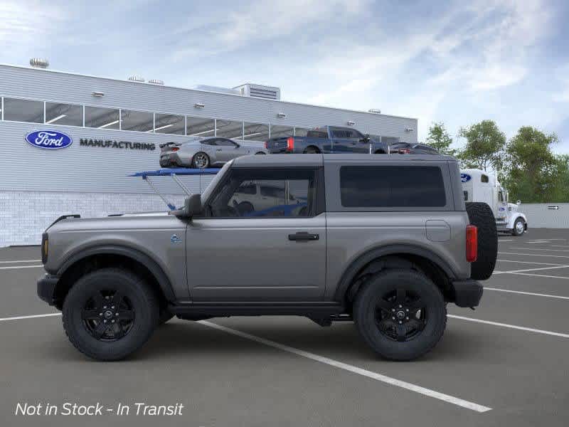 2024 Ford Bronco Black Diamond 3