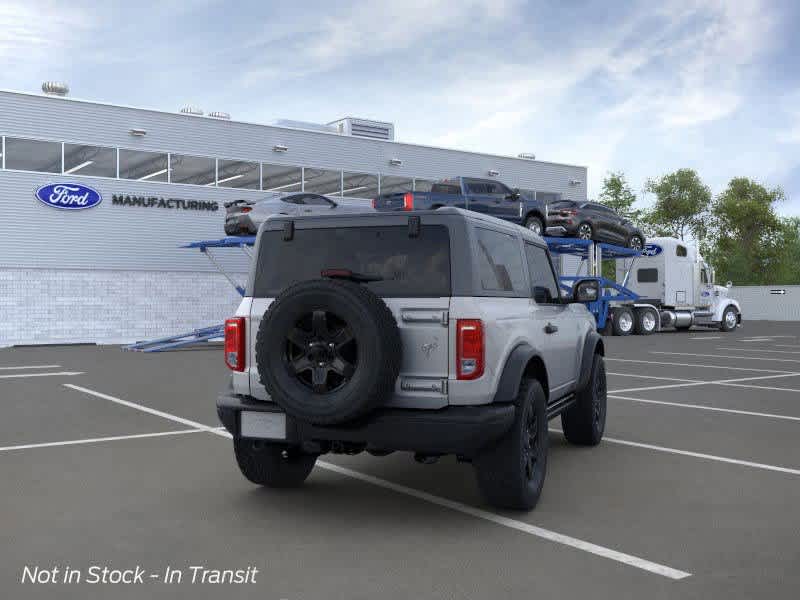 2024 Ford Bronco Black Diamond 8