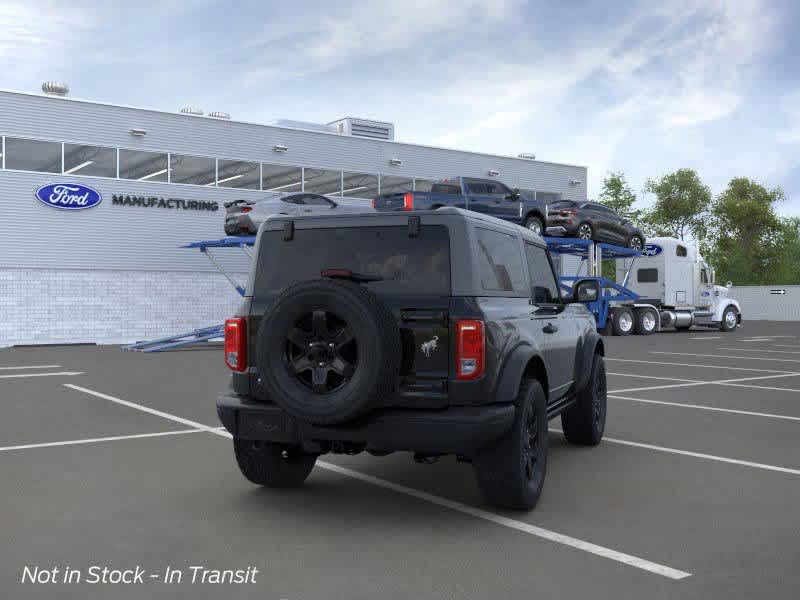 2024 Ford Bronco Black Diamond 8