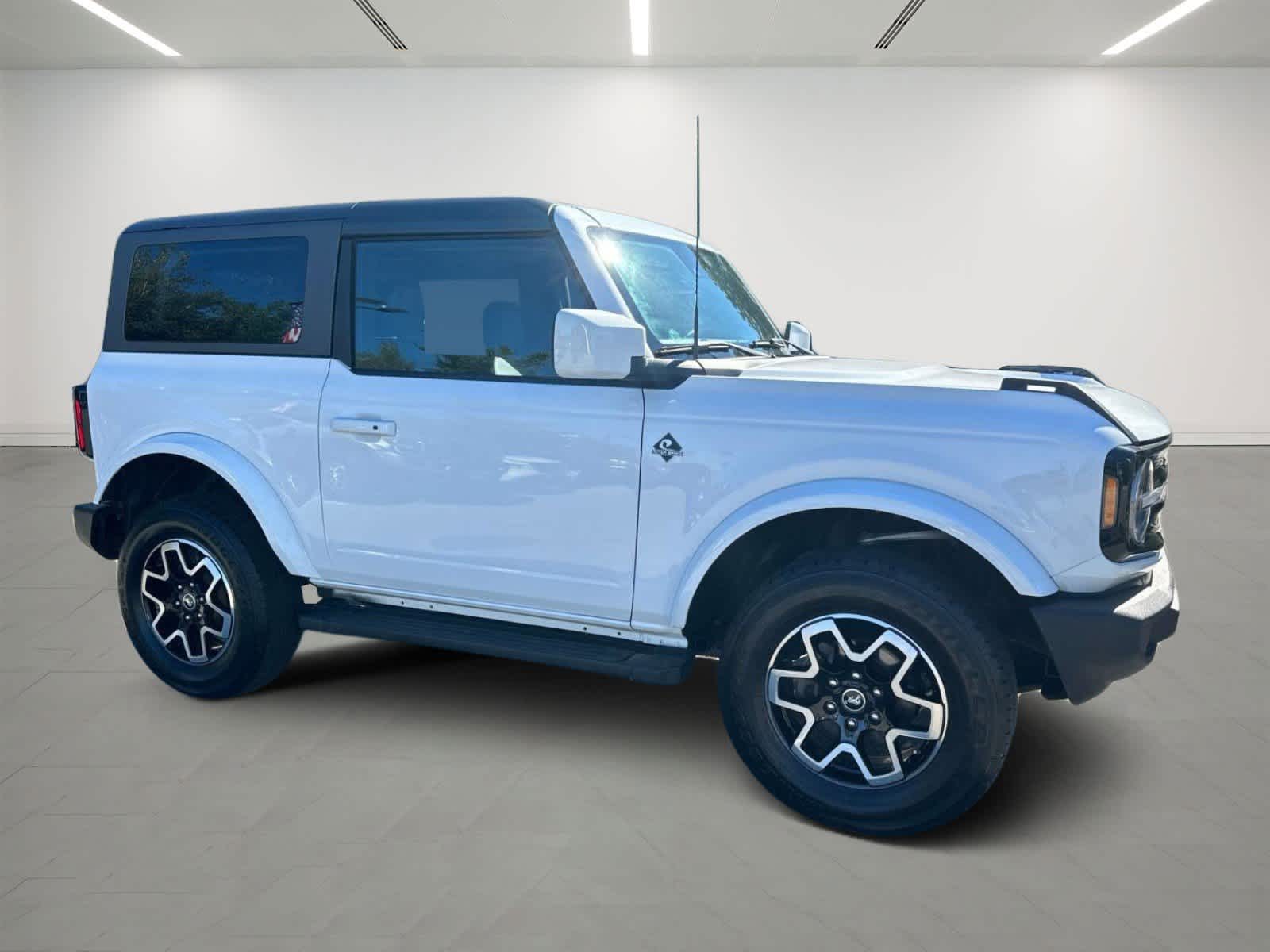 2022 Ford Bronco Outer Banks 6