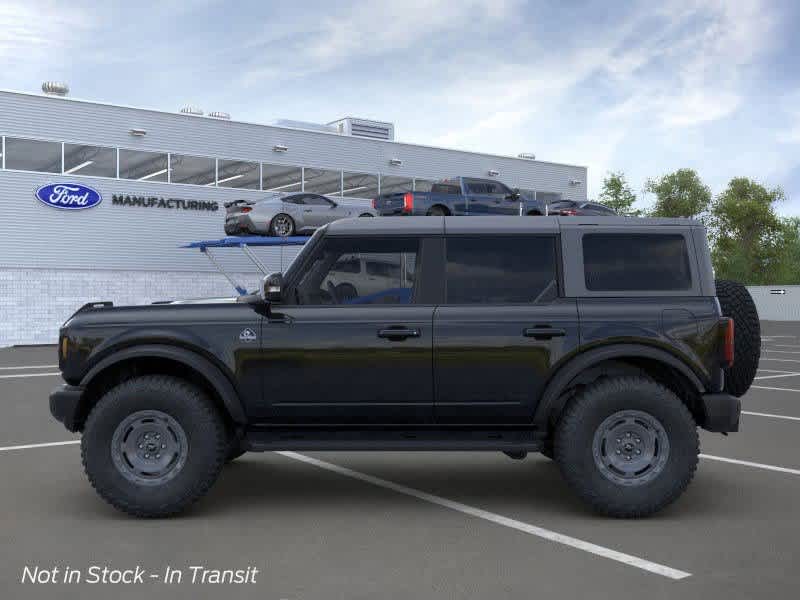 2024 Ford Bronco Outer Banks 3