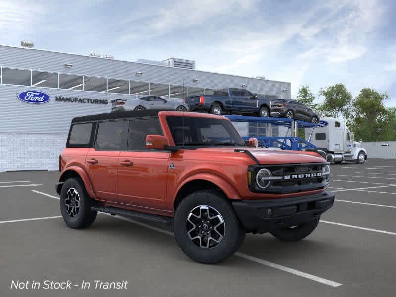 2024 Ford Bronco Outer Banks 7