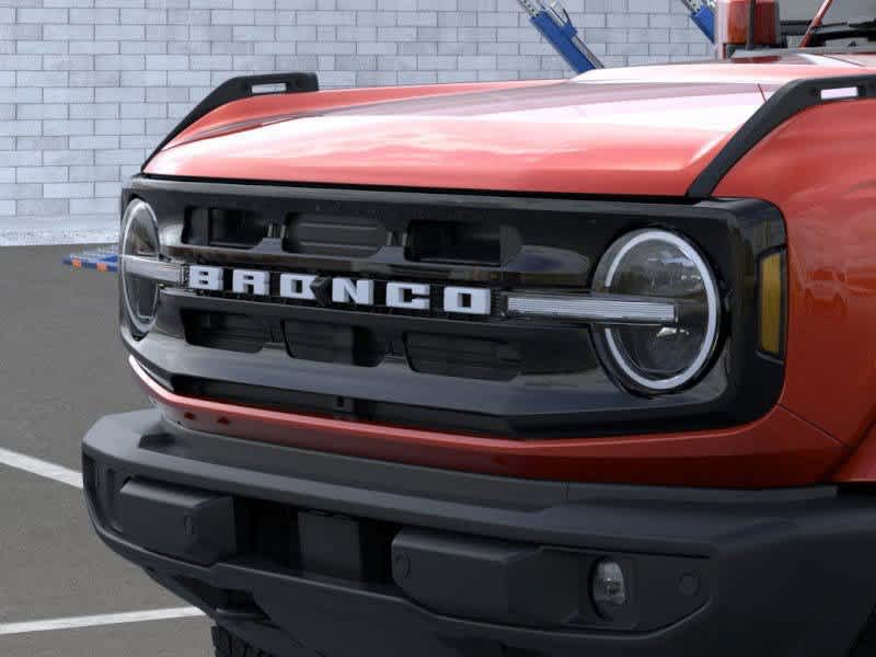 2024 Ford Bronco Outer Banks 19