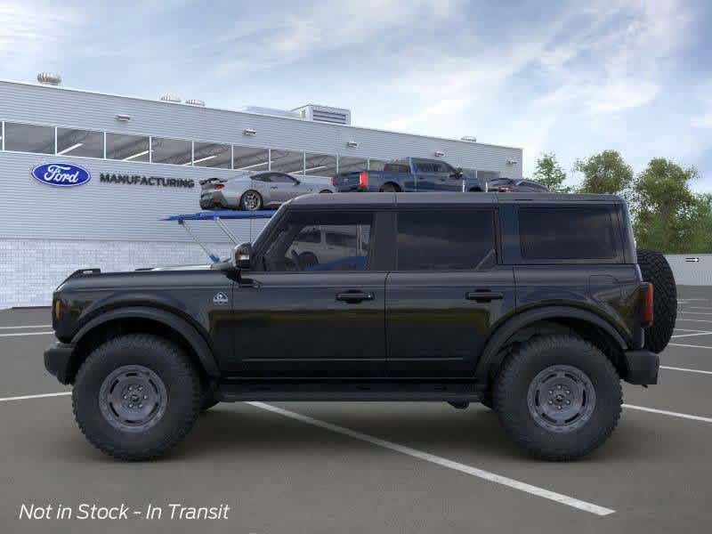 2024 Ford Bronco Outer Banks 3