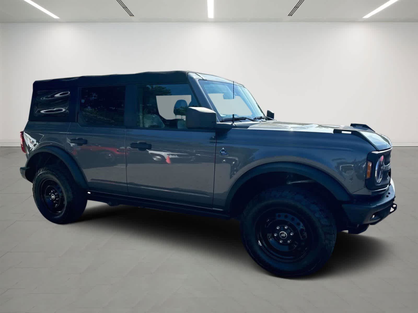 2021 Ford Bronco Black Diamond 6