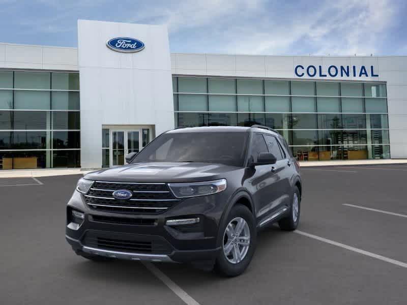 2024 Ford Explorer XLT 2