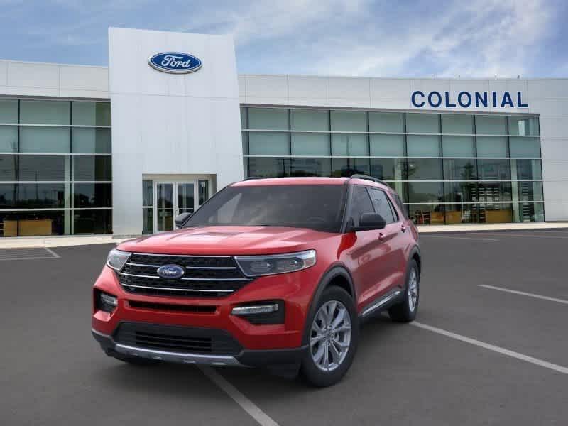 2024 Ford Explorer XLT 2