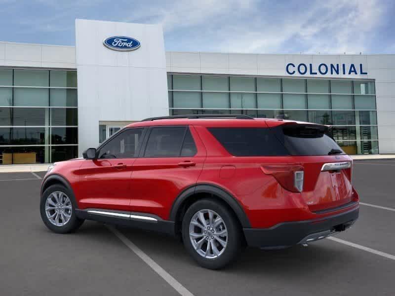 2024 Ford Explorer XLT 4