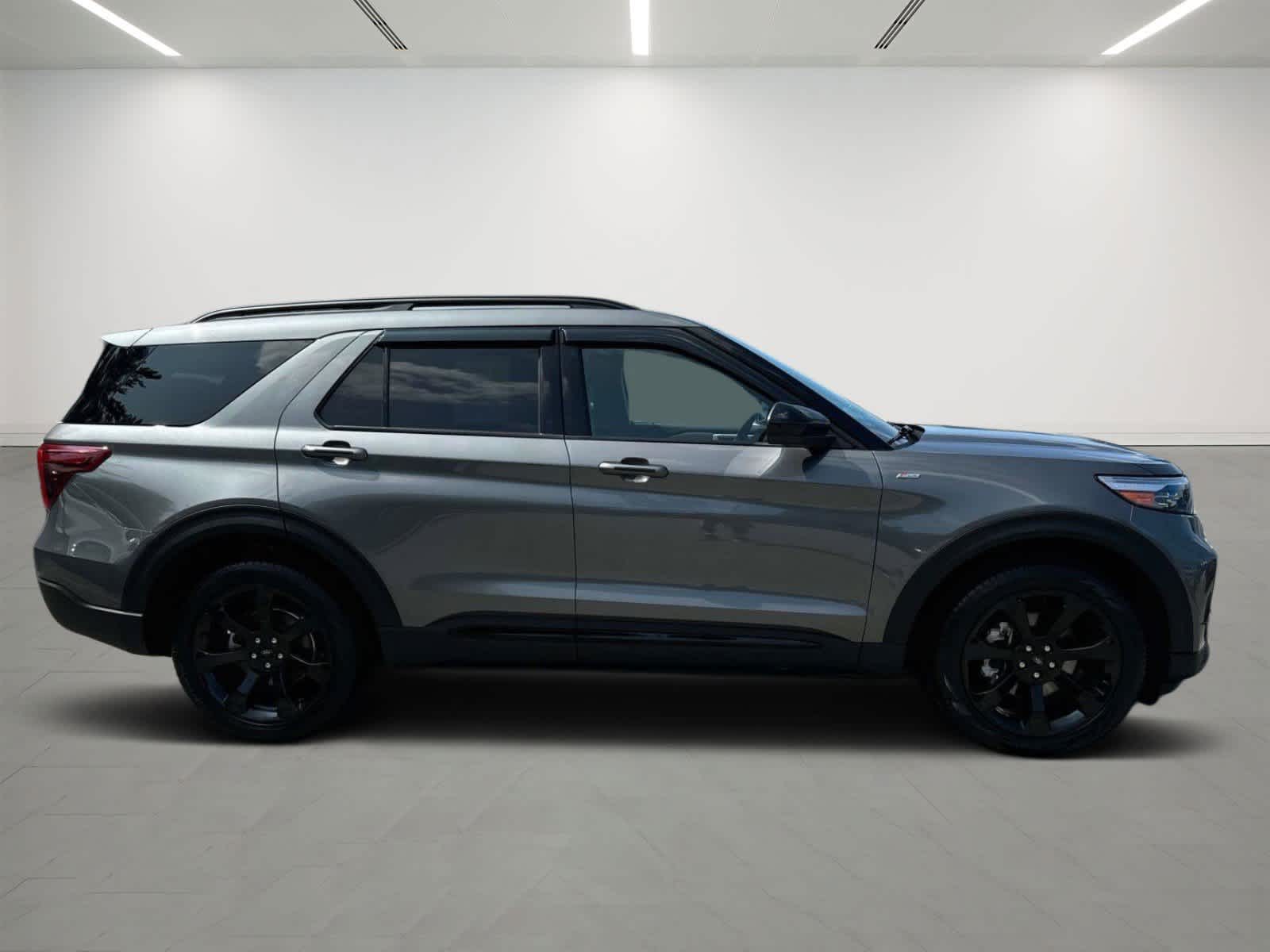 2023 Ford Explorer ST-Line 5