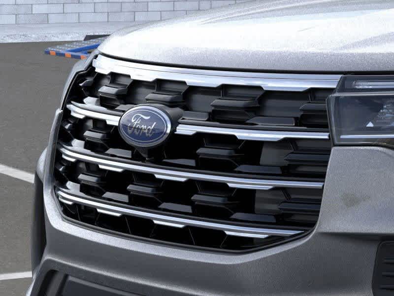 2025 Ford Explorer Active 16