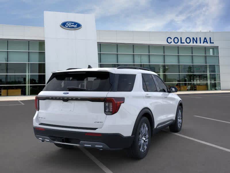 2025 Ford Explorer Active 8