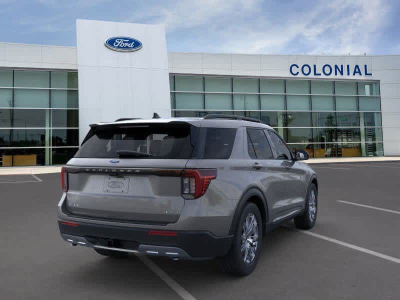 2025 Ford Explorer Active 8