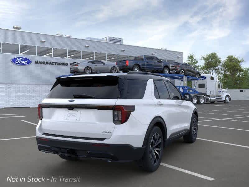 2025 Ford Explorer ST-Line 8