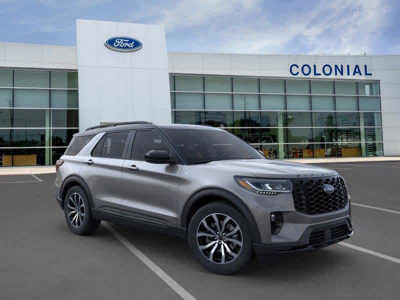 2025 Ford Explorer ST-Line 7