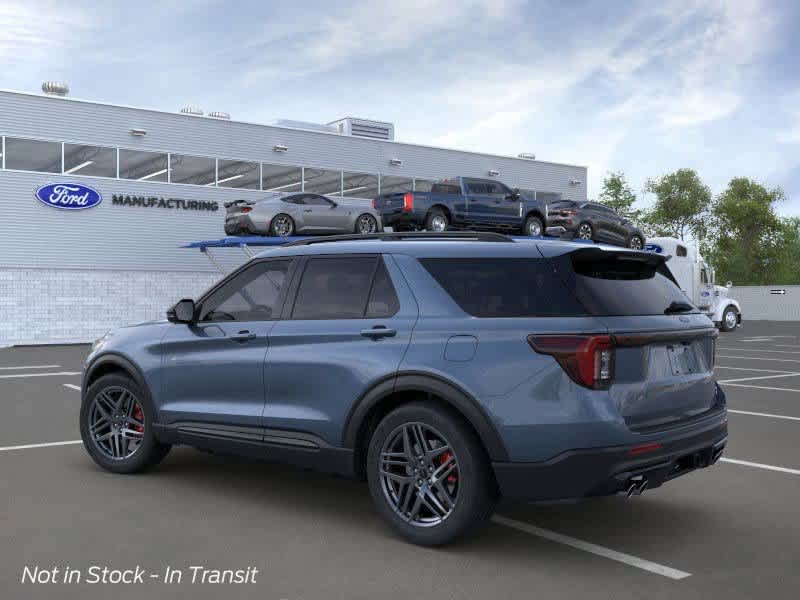 2025 Ford Explorer ST 4