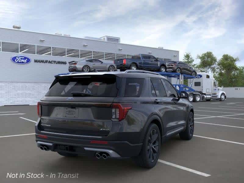 2025 Ford Explorer Platinum 8