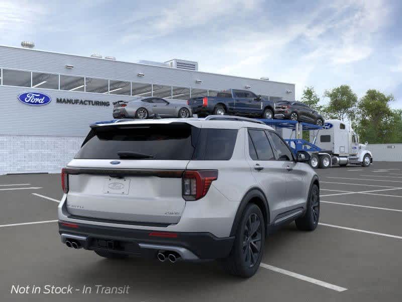 2025 Ford Explorer Platinum 8