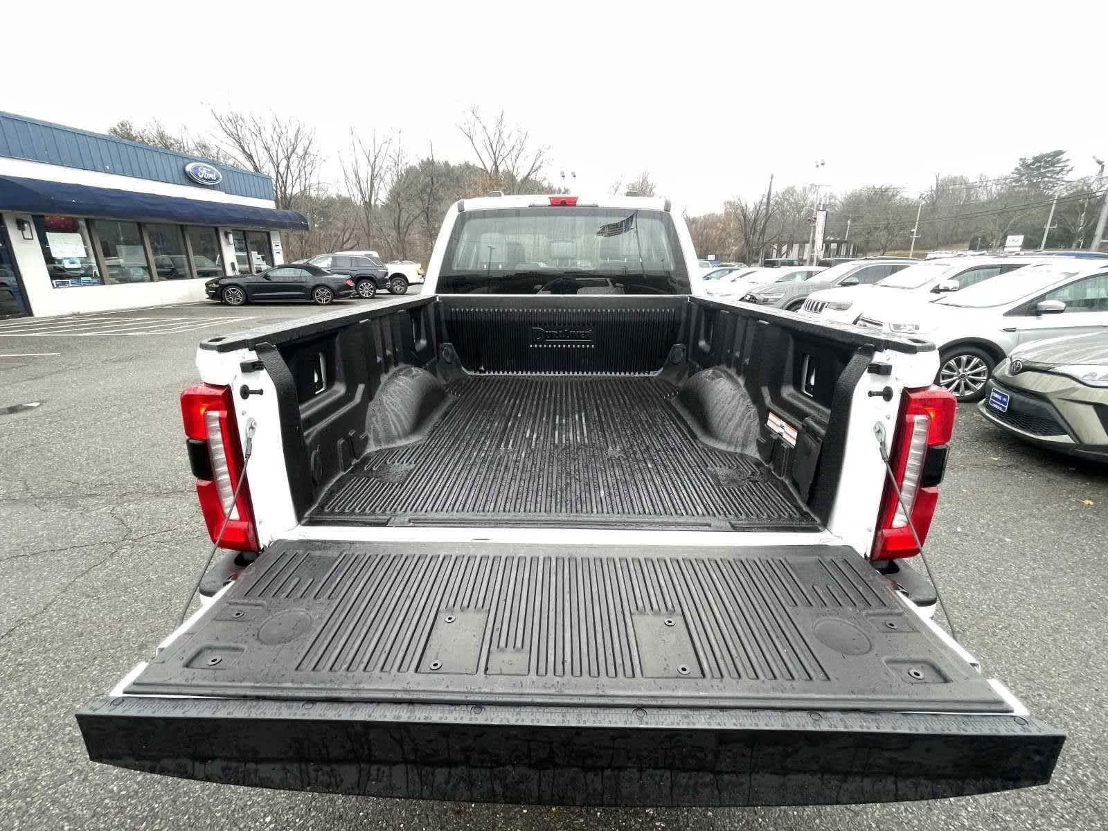 2023 Ford Super Duty F-250 SRW XL 4WD Crew Cab 6.75 Box 12