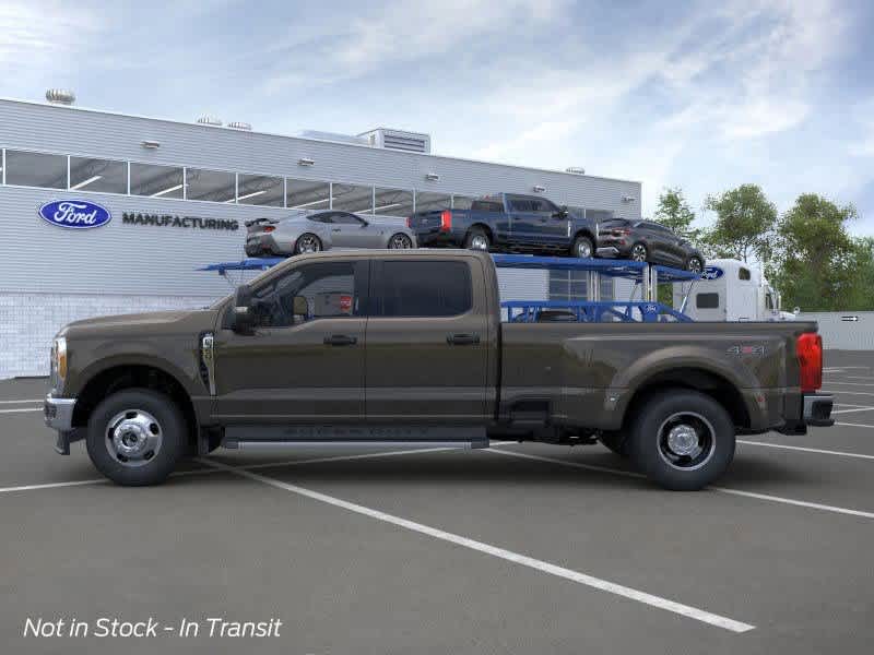 2024 Ford Super Duty F-350 DRW XLT 4WD Crew Cab 8 Box 3