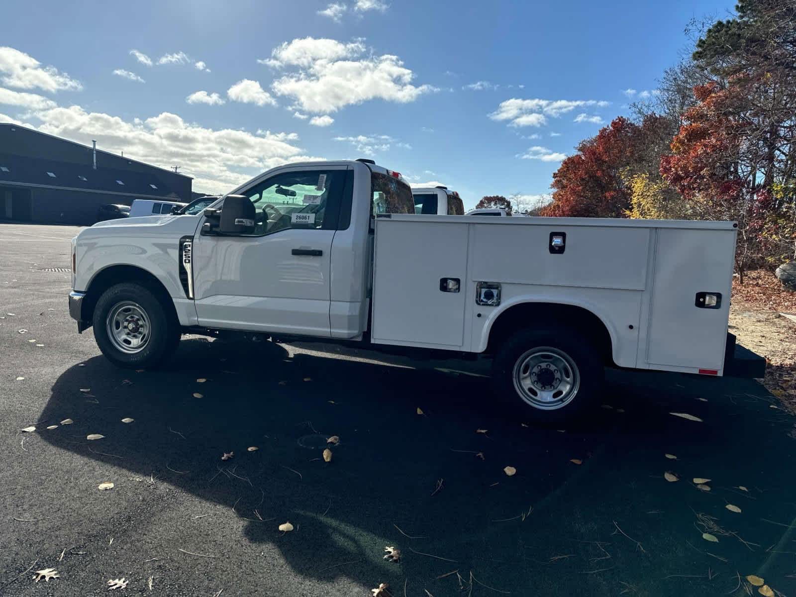 2023 Ford Super Duty F-250 SRW XL 4WD Reg Cab 8 Box 3