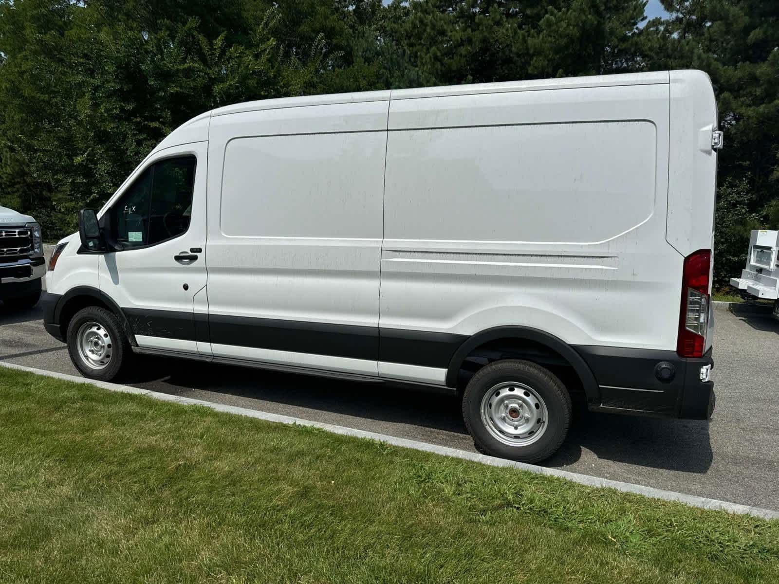 2024 Ford Transit T-250 3