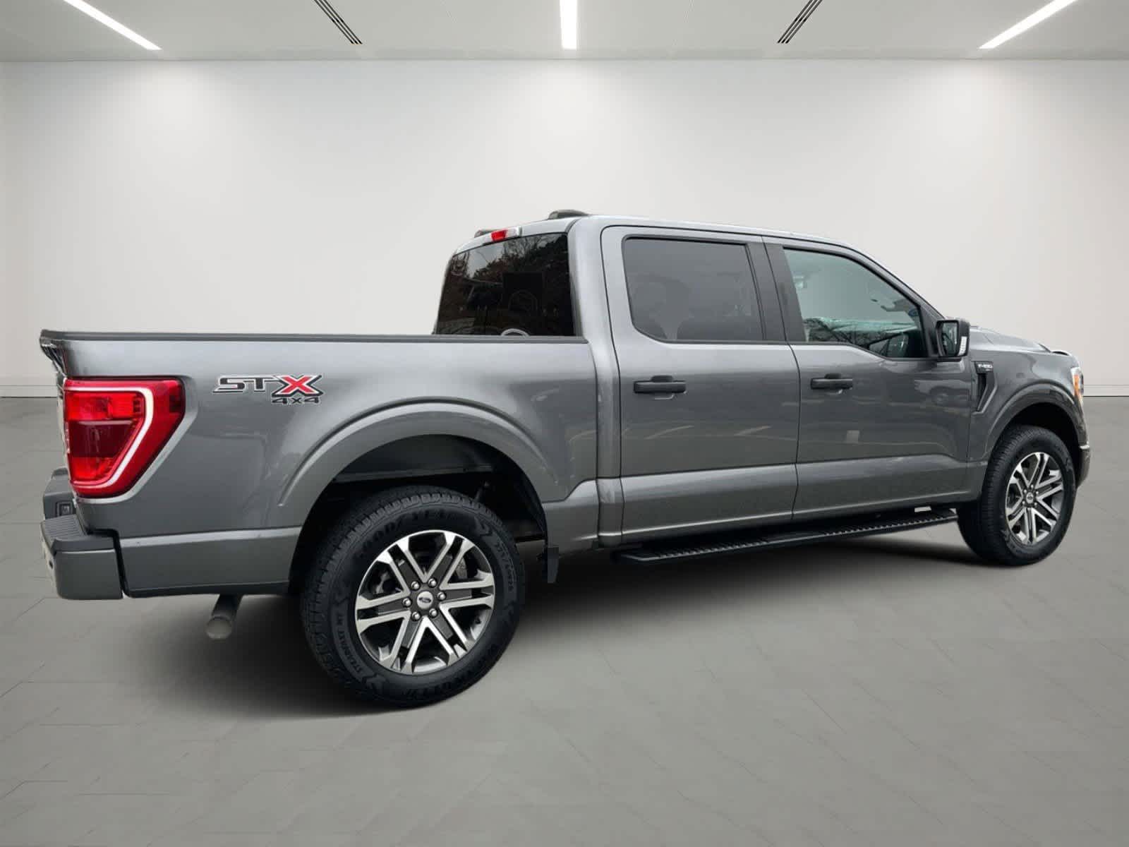 2021 Ford F-150 XL 4WD SuperCrew 5.5 Box 4