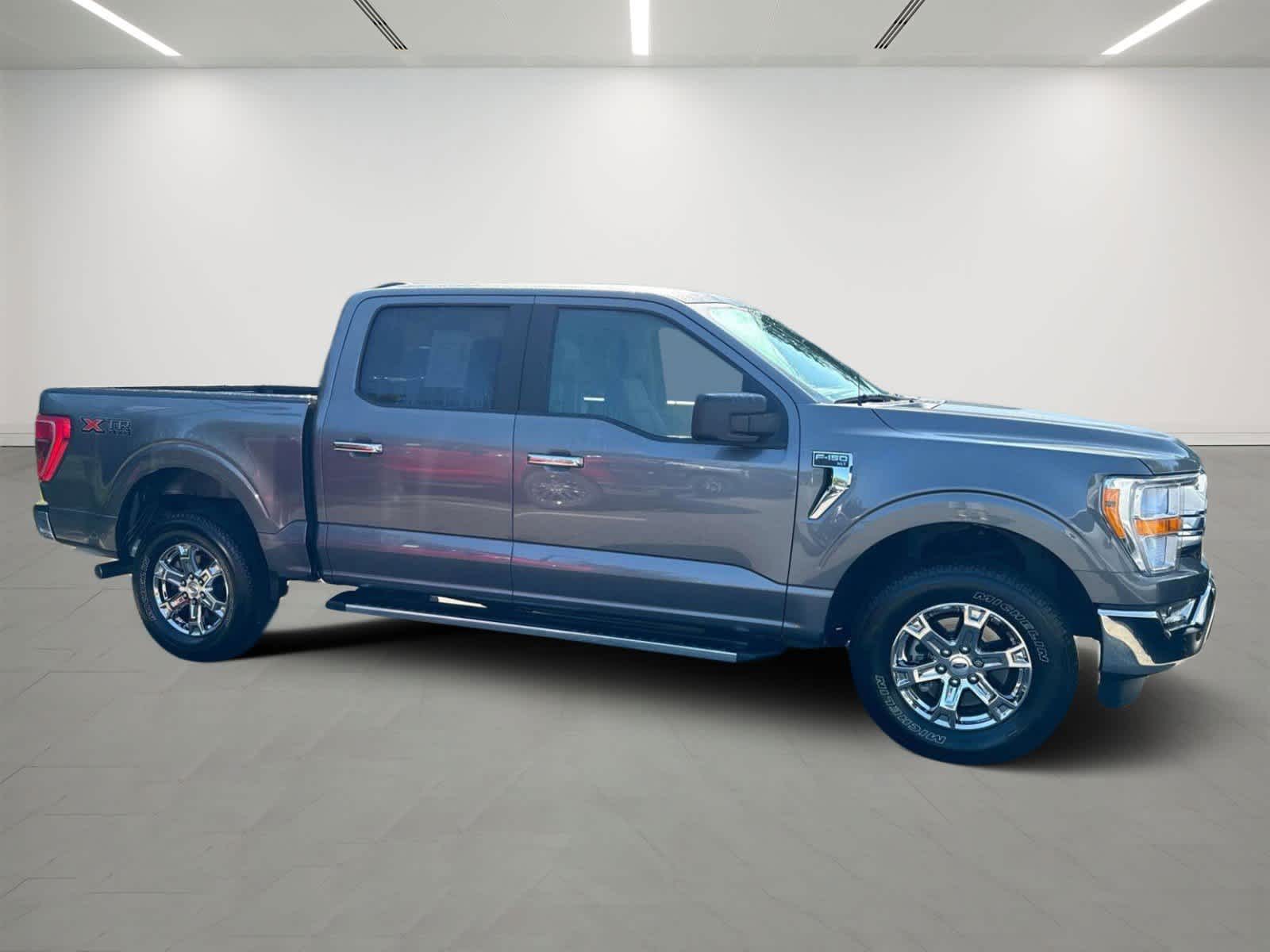 2021 Ford F-150 XLT 4WD SuperCrew 5.5 Box 5