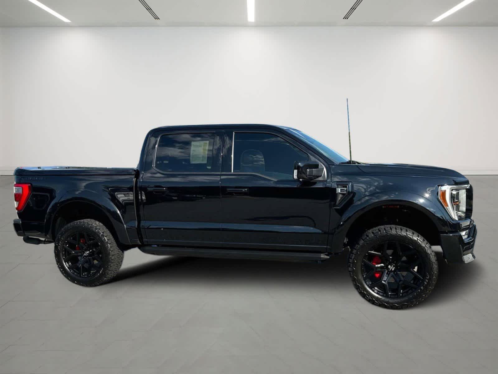 2023 Ford F-150 LARIAT 4WD SuperCrew 5.5 Box 5