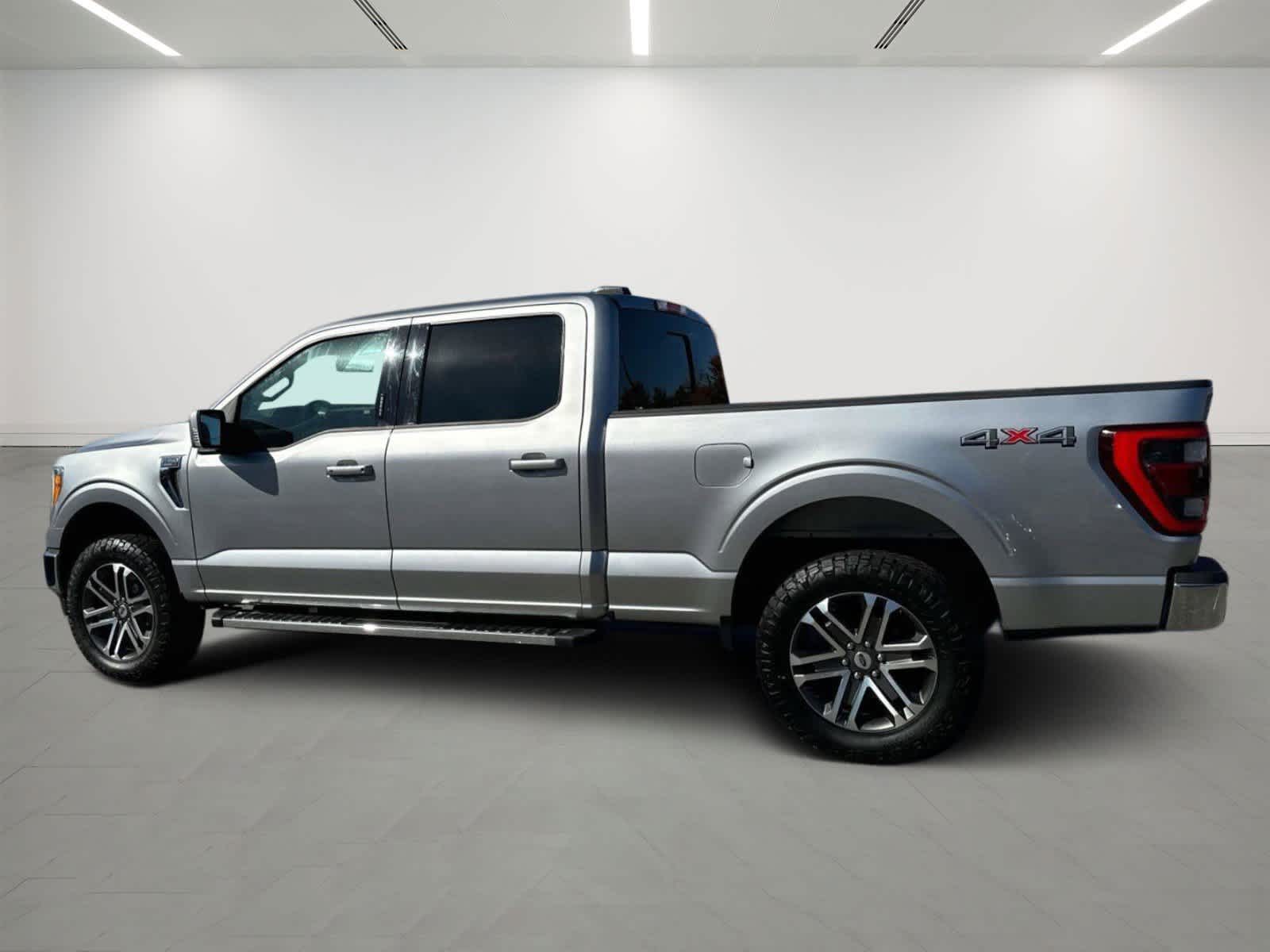 2021 Ford F-150 LARIAT 4WD SuperCrew 6.5 Box 4